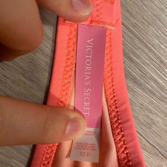 3/$25!!! 32D Victoria secret swim - Picture 3 of 3